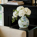Hand-Painted Hydrangea Blue and White Porcelain Vase Retro Chinese Ceramic Flower Vase