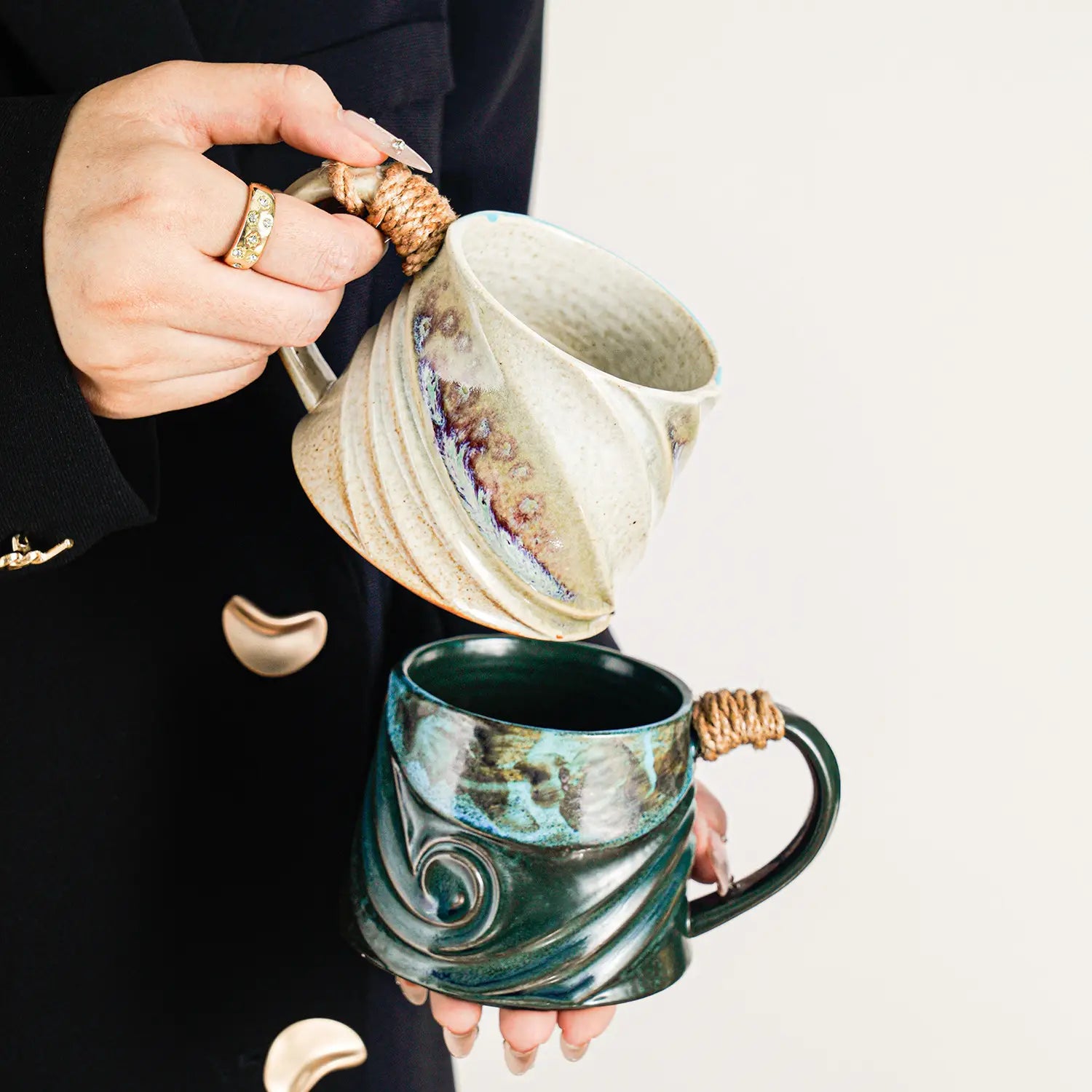 Vintage Crackled Glaze Ceramic Mug with Unique Shape Luxury Ceramic Cup Drinkware