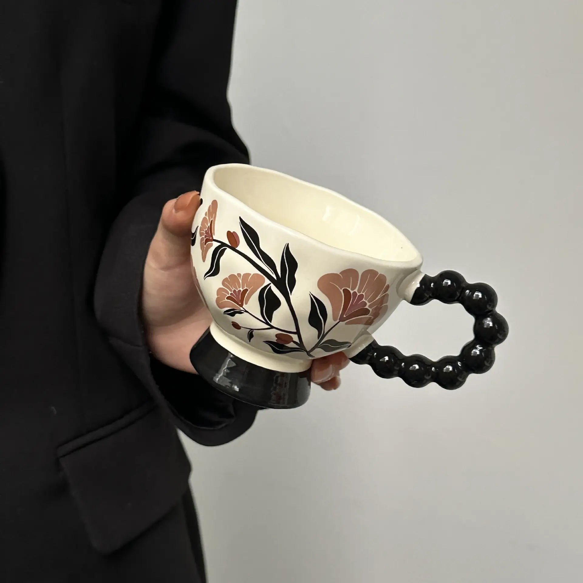Hand-Painted Floral Ceramic Mug Vintage-Style High-Heeled Tea Cup Pottery Latte Mug