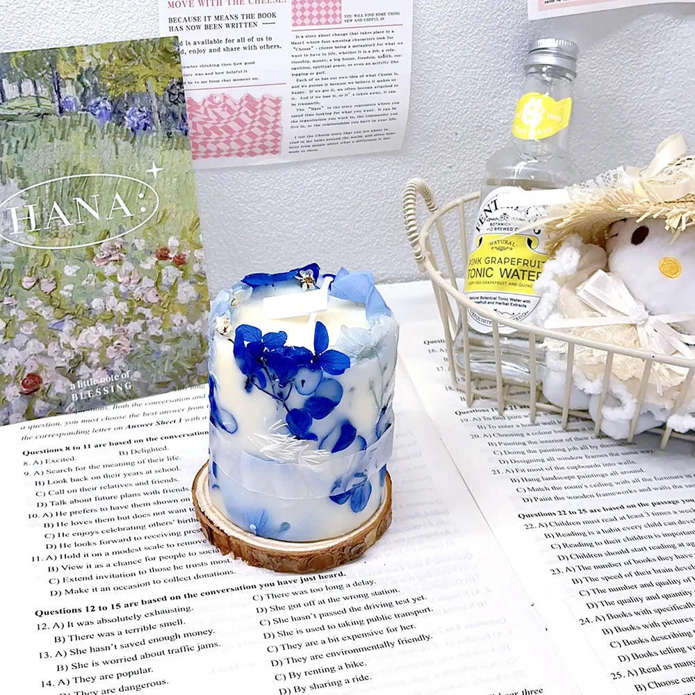 Blue Tone Rose Scented Candle Gift Set Artisan Soy Wax Candle with Real Flowers