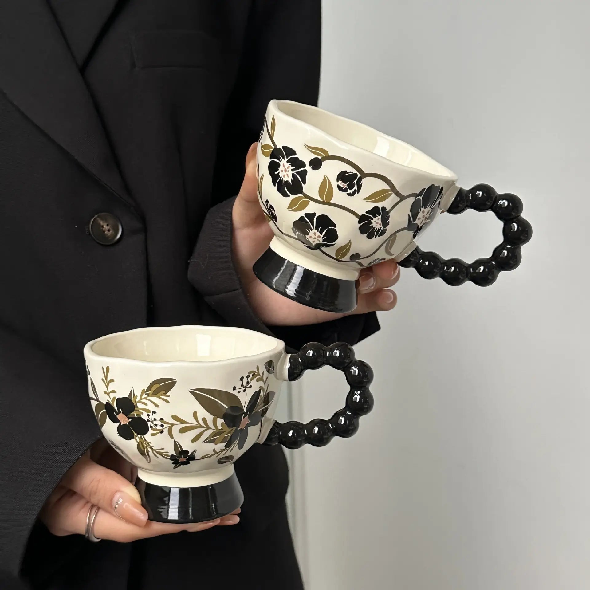 Hand-Painted Floral Ceramic Mug Vintage-Style High-Heeled Tea Cup Pottery Latte Mug