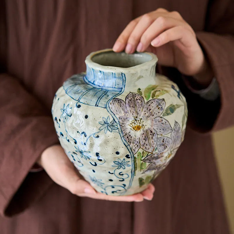 Hand Painting Iris Ceramic Vase Retro Chinese-Style Pottery Flower Vase