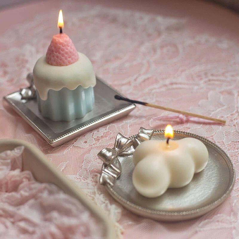 Strawberry Canelé Cloud Scented Candle Gift Adorable Mini Aromatherapy Candles Present Box