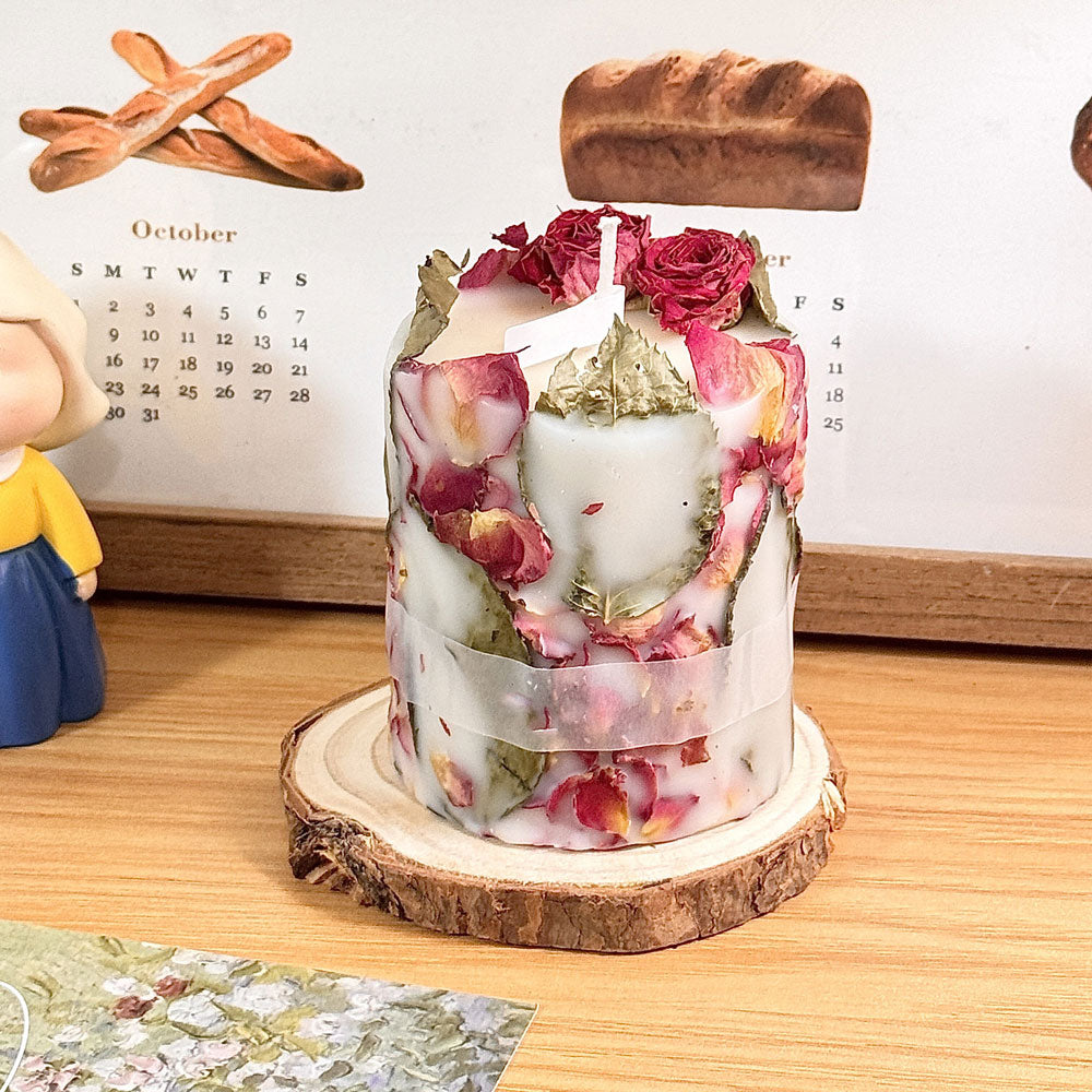 Handmade Stealing Heart Rose Petal Scented Candle Gift Set Soy Wax Candle with Real Flowers