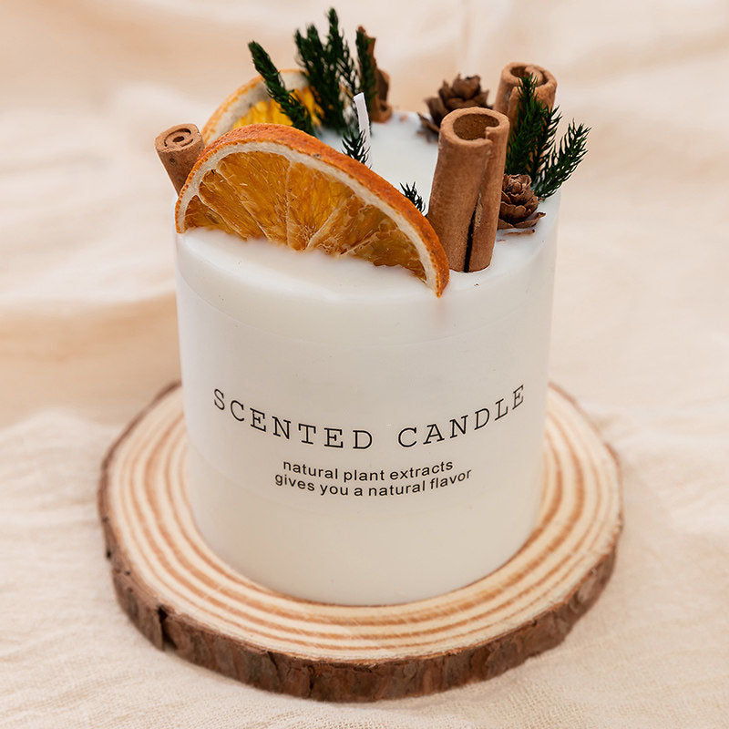 Amber Oud Scented Soy Wax Candle with Dried Flowers Handmade Home Decor Candle