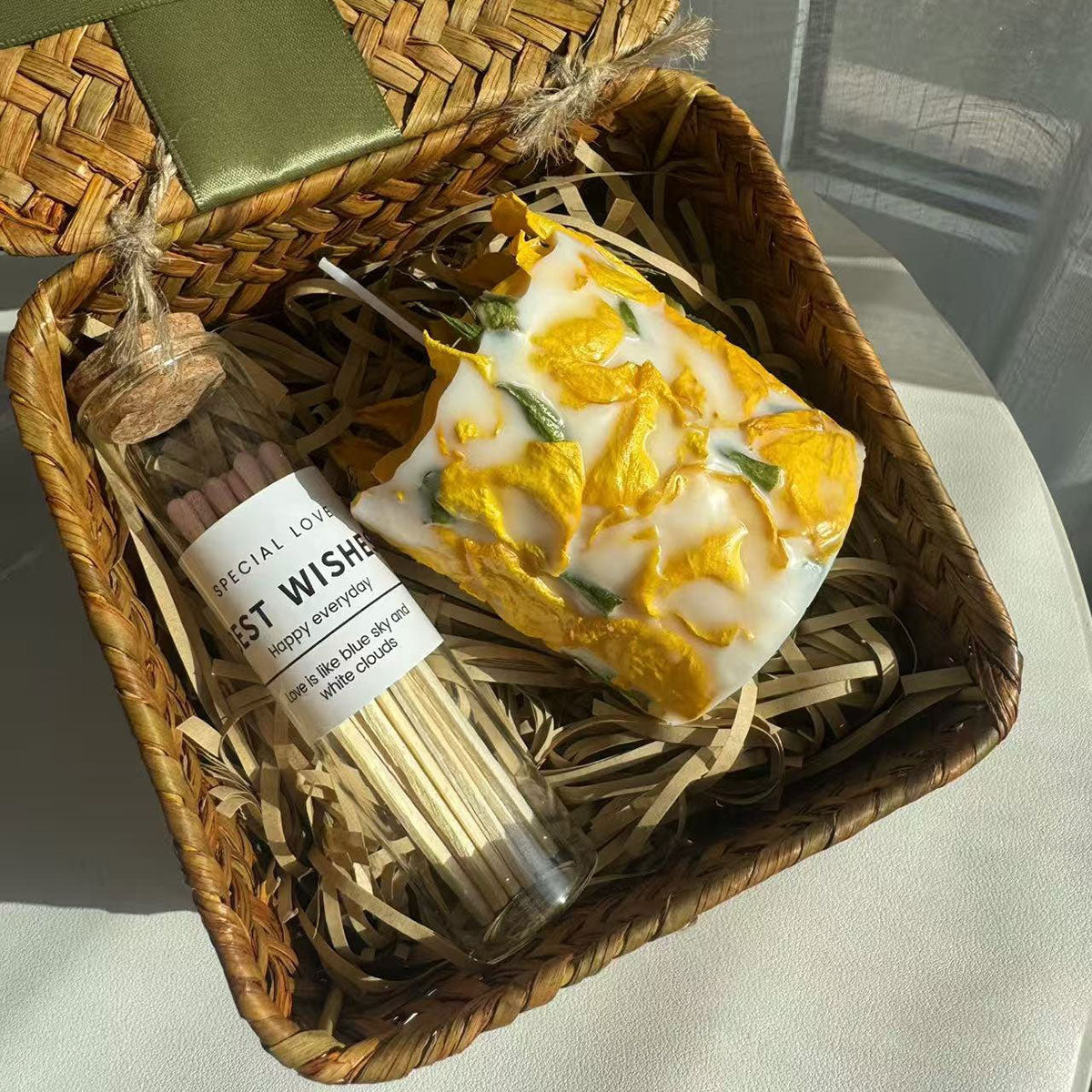 Freud Yellow Rose Scented Candle Pressed Flower Soy Wax Candle Wedding Birthday Gift