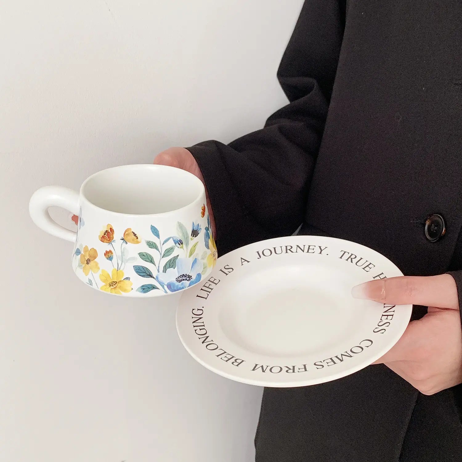 Elegant Narcissus Ceramic Coffee Cup & Saucer Set Sophisticated Pottery Painted Floral Latte Mug