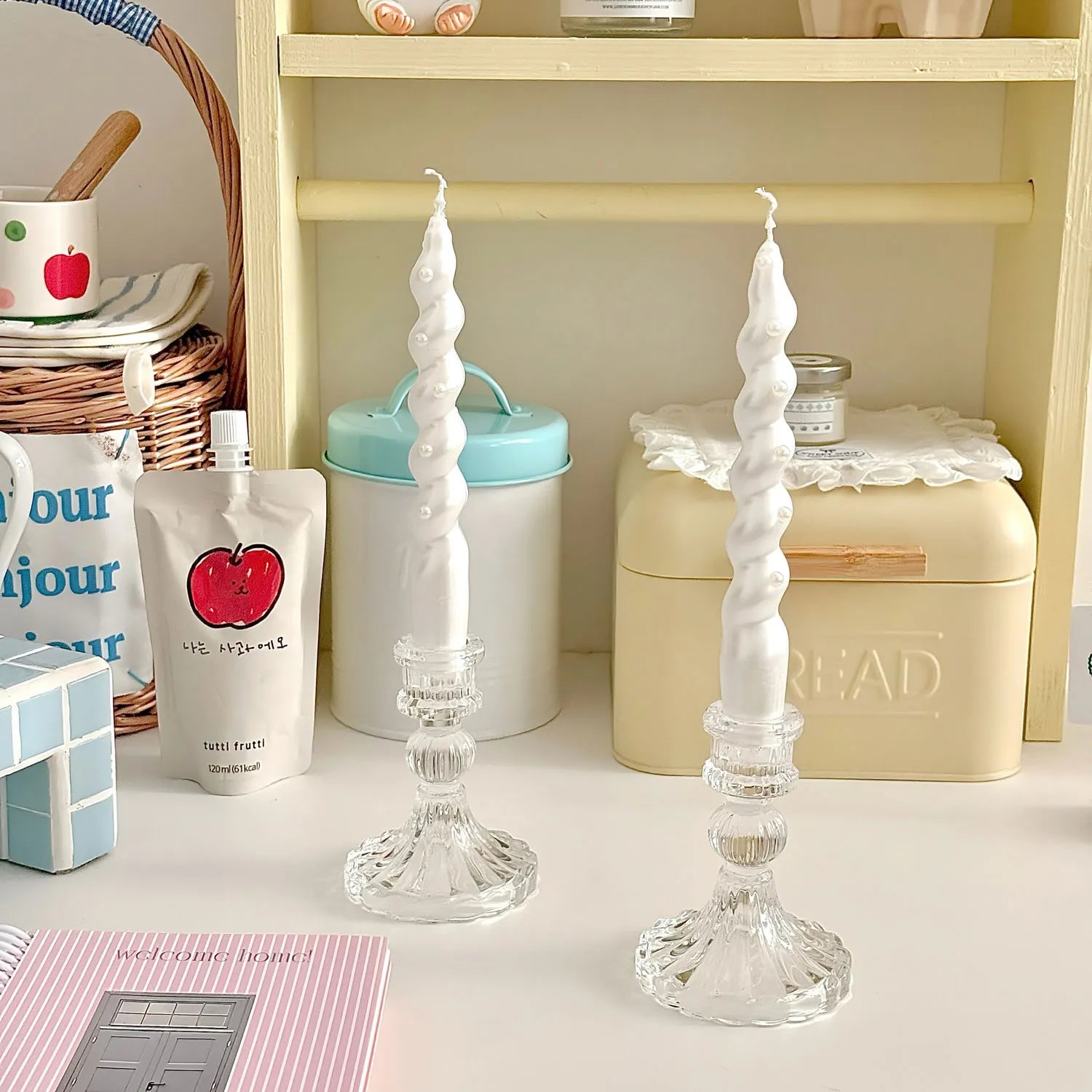 French Romantic Pearl Spiral Candles 2-Pack Rotating Taper Candles