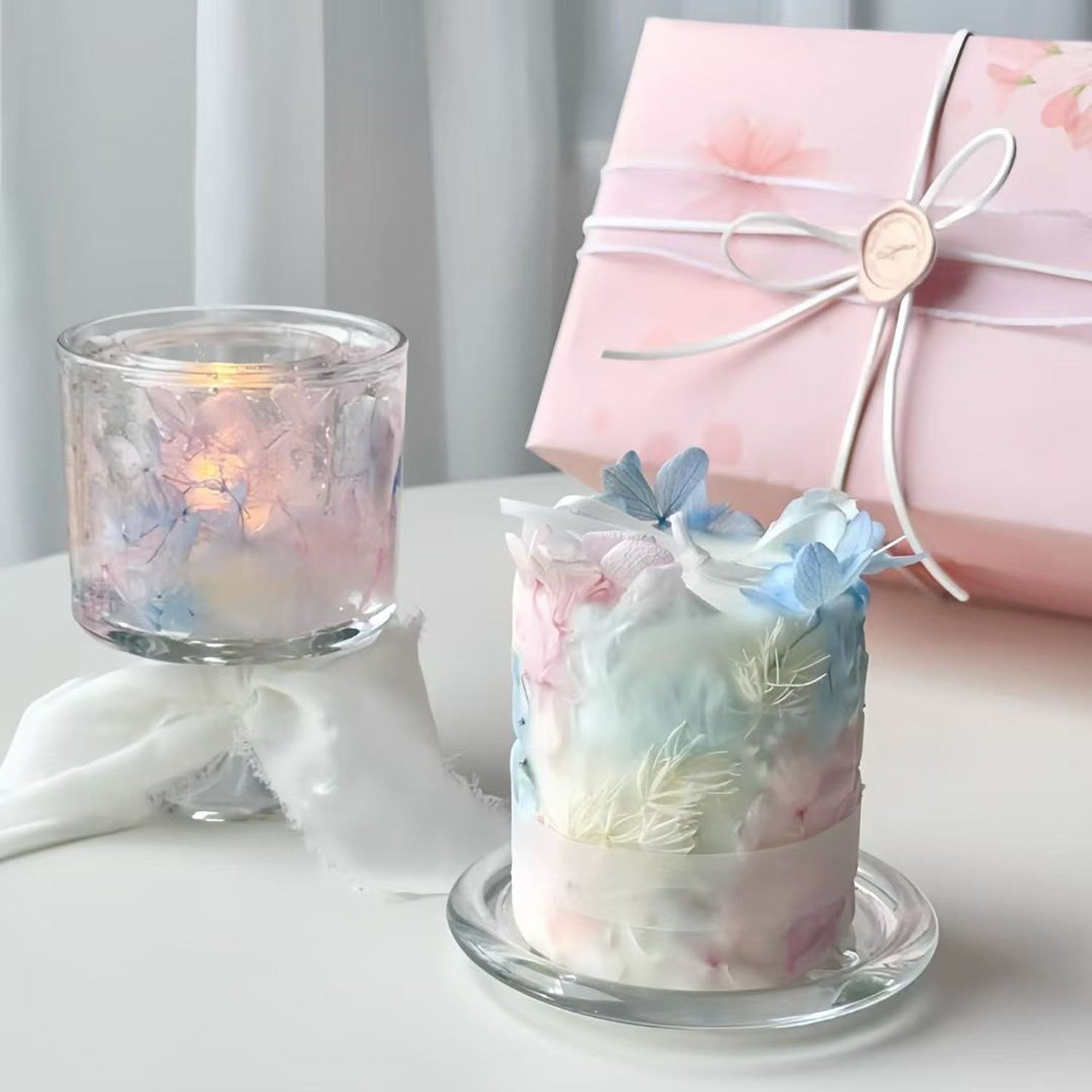Iris Blue Dried Flower Scented Candle Gift Set with Tray & Tea Lights Handmade Soy Wax Candle