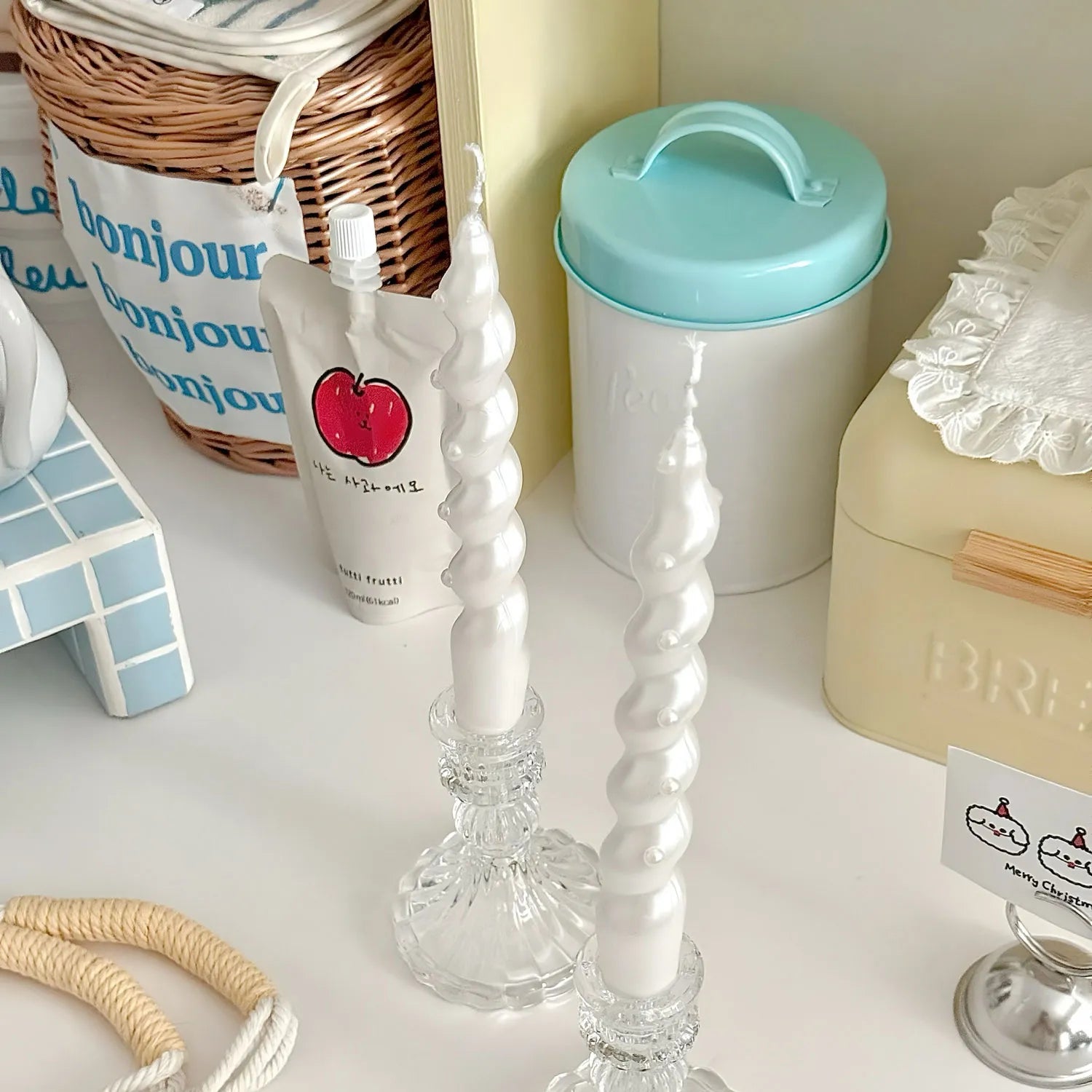 French Romantic Pearl Spiral Candles 2-Pack Rotating Taper Candles