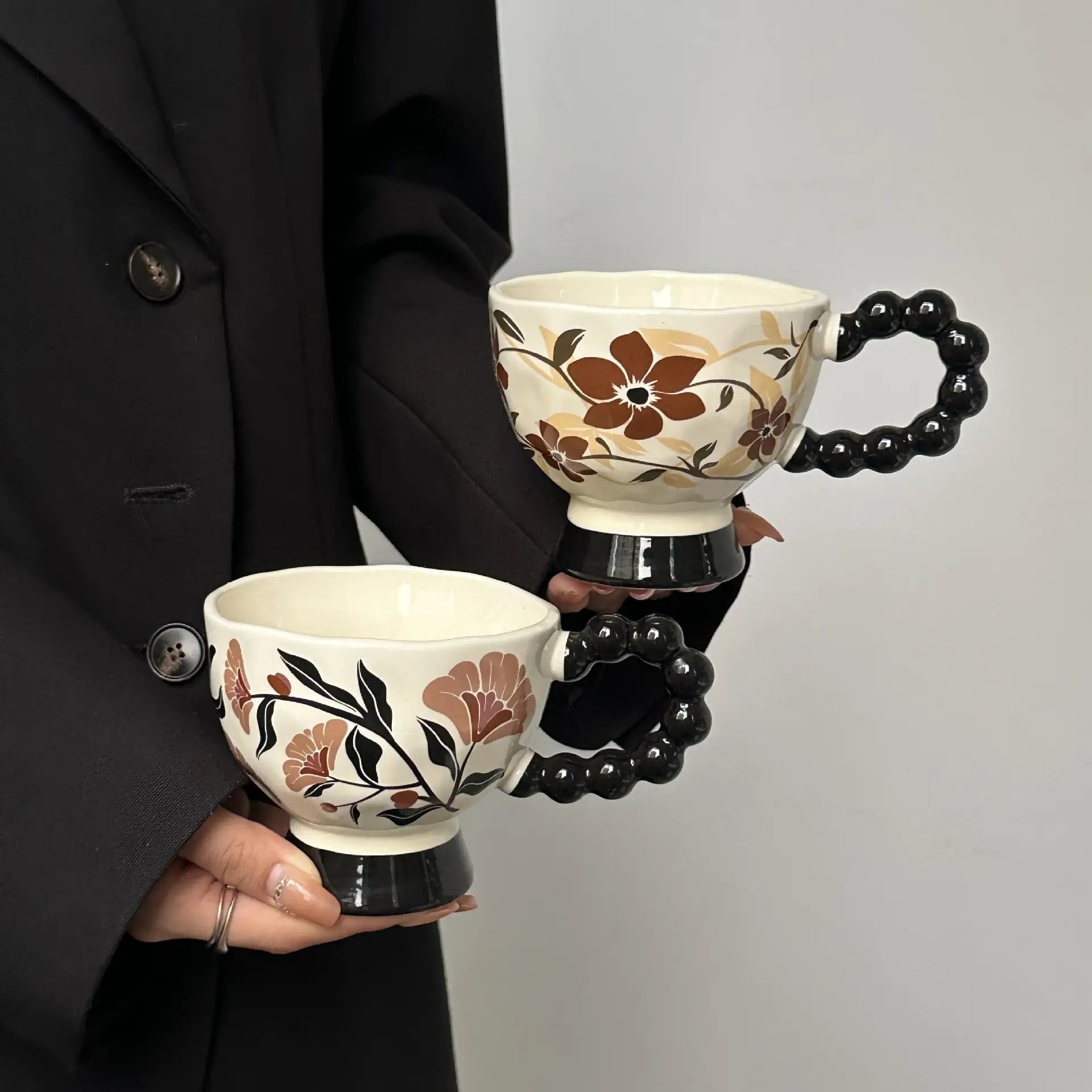 Hand-Painted Floral Ceramic Mug Vintage-Style High-Heeled Tea Cup Pottery Latte Mug