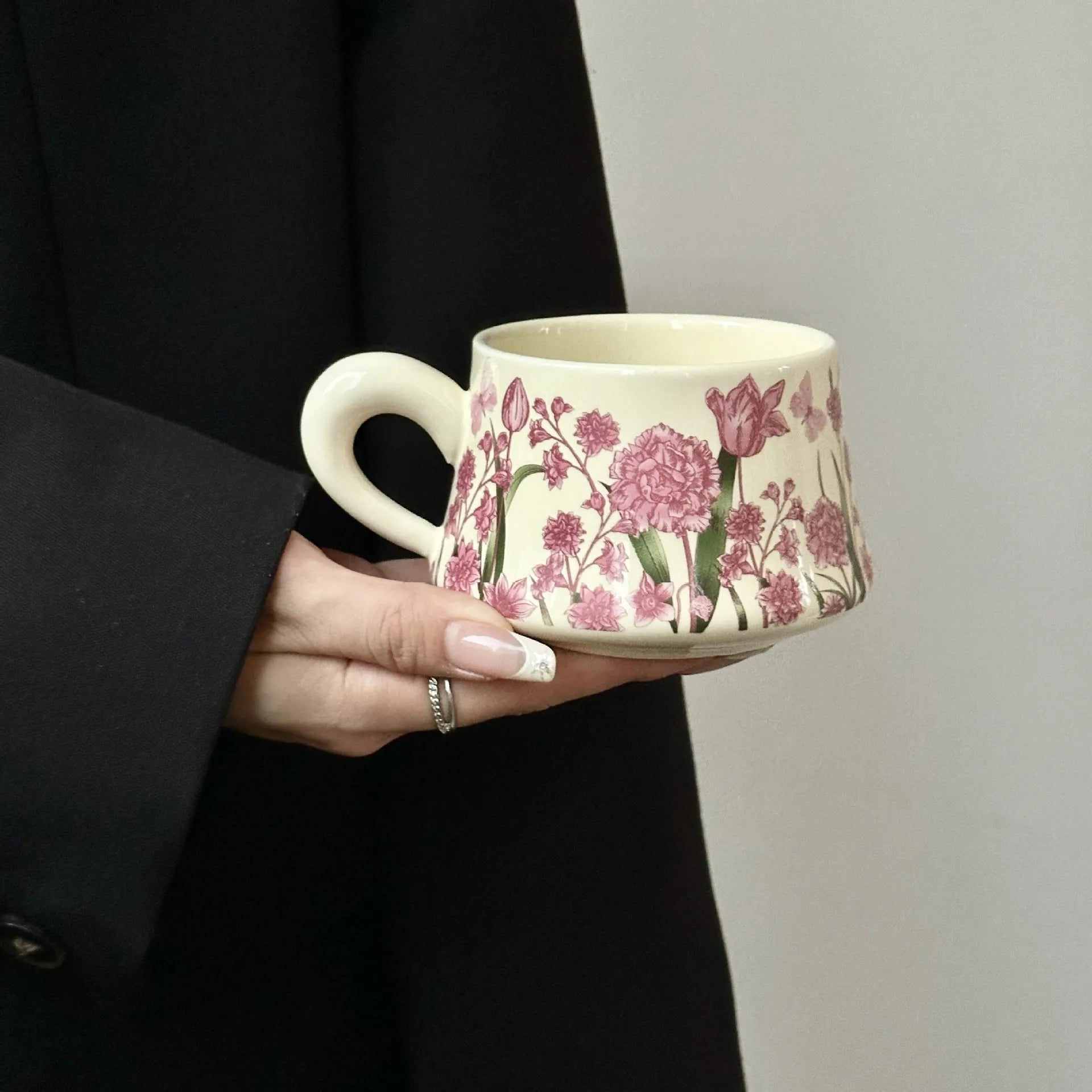 Hand-Painted Pink Peony Oil Painting Ceramic Coffee Cup and Saucer Set Vintage Classic Mug Tea Cup for Elegant Tableware