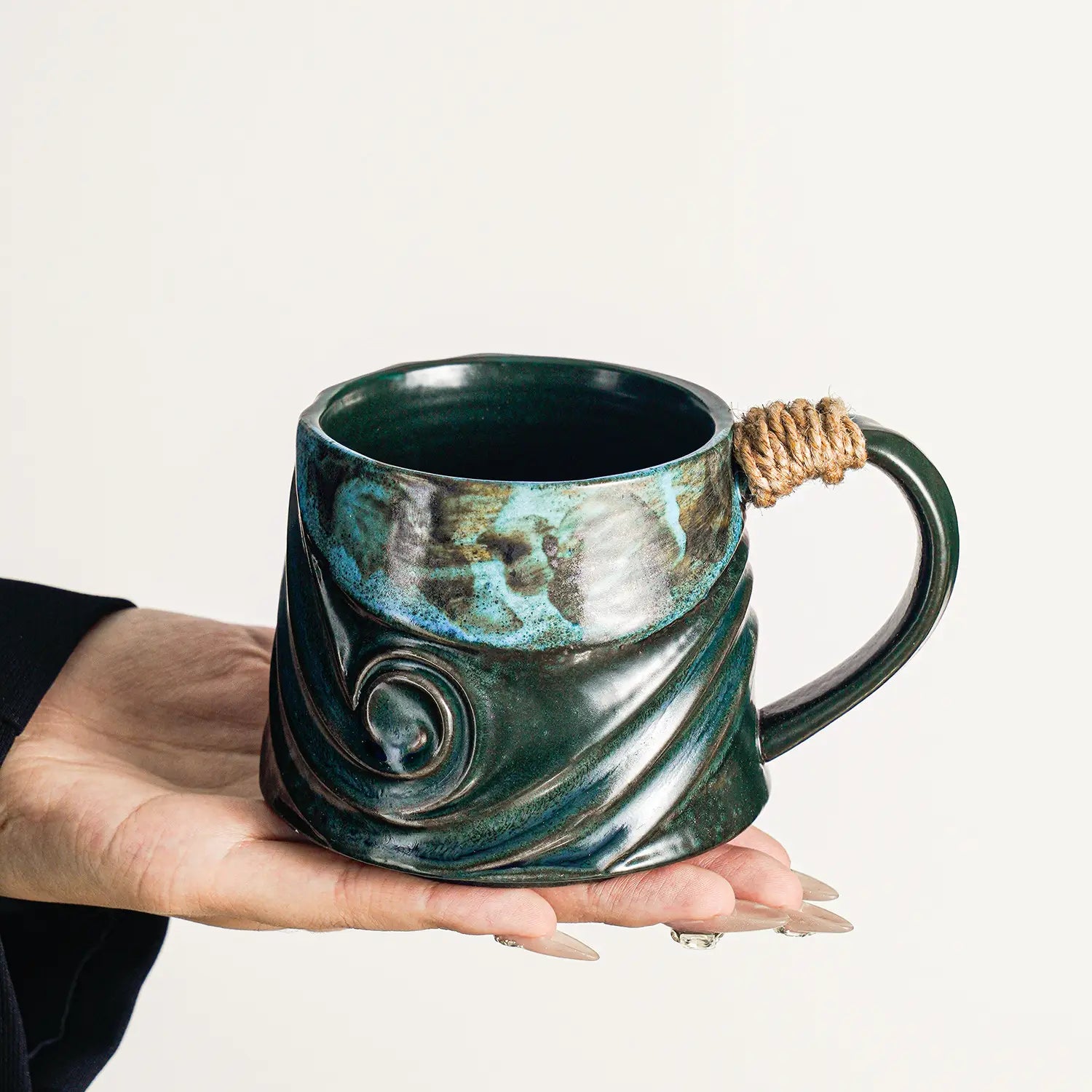 Vintage Crackled Glaze Ceramic Mug with Unique Shape Luxury Ceramic Cup Drinkware